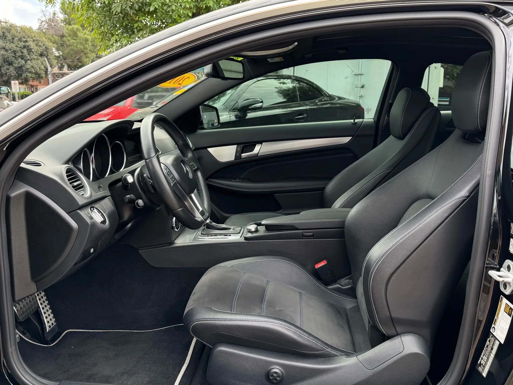 Used 2015 Mercedes-Benz C 250 Coupe image 12