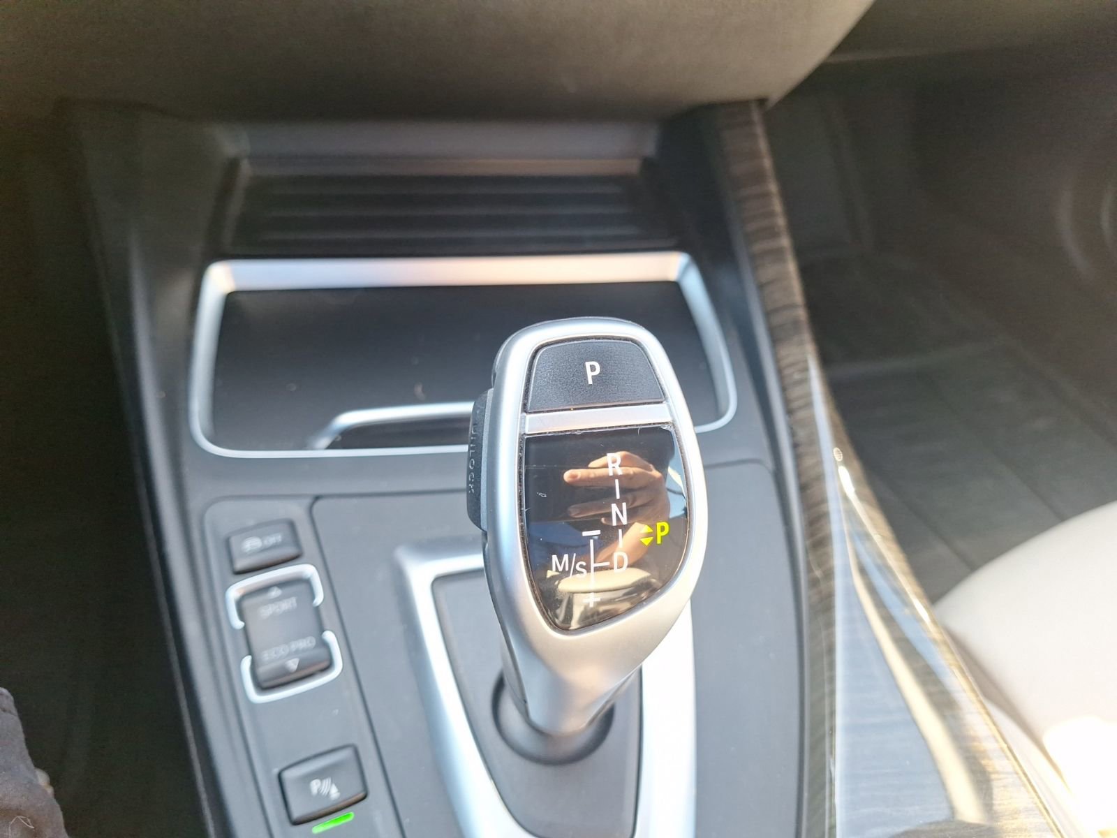 Used 2020 BMW 230i Convertible w/ Premium Package image 28