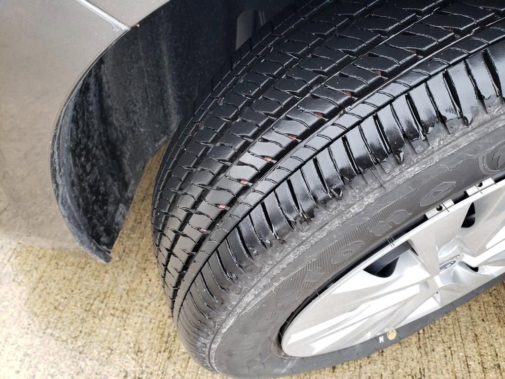 Certified 2025 Nissan Sentra S FWD image 40
