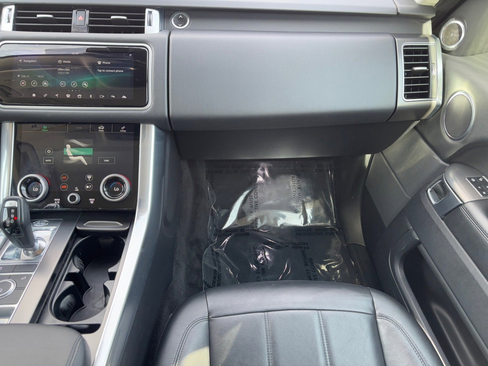 Used 2020 Land Rover Range Rover Sport SE image 15