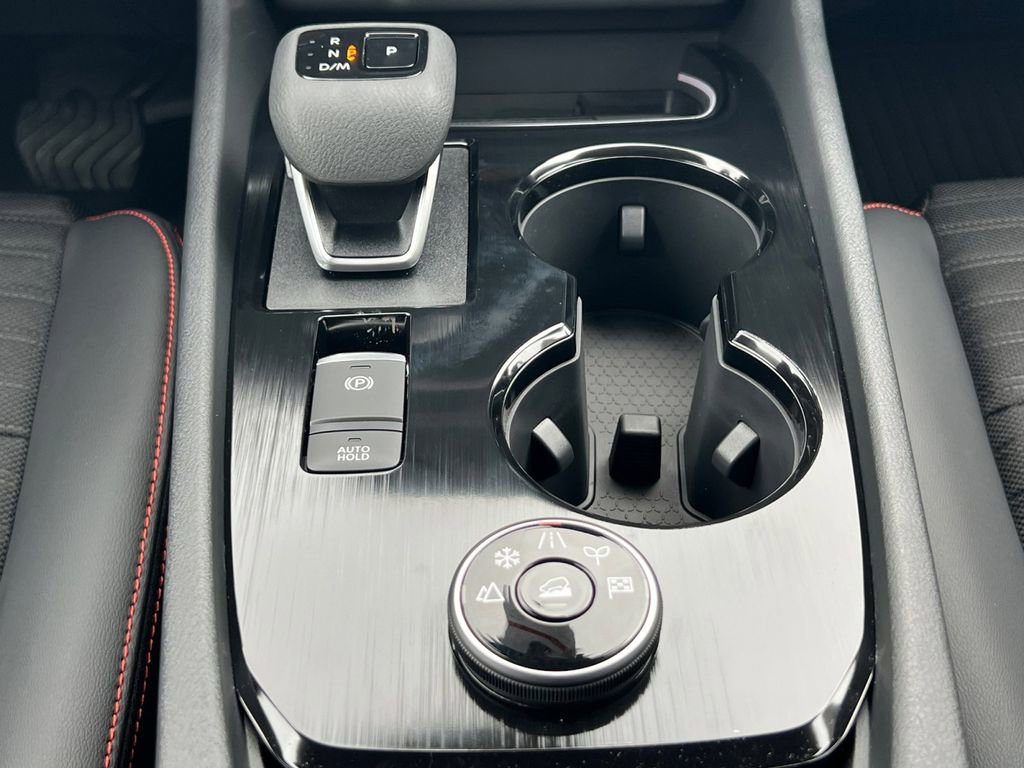 New 2026 Nissan Rogue SV image 25