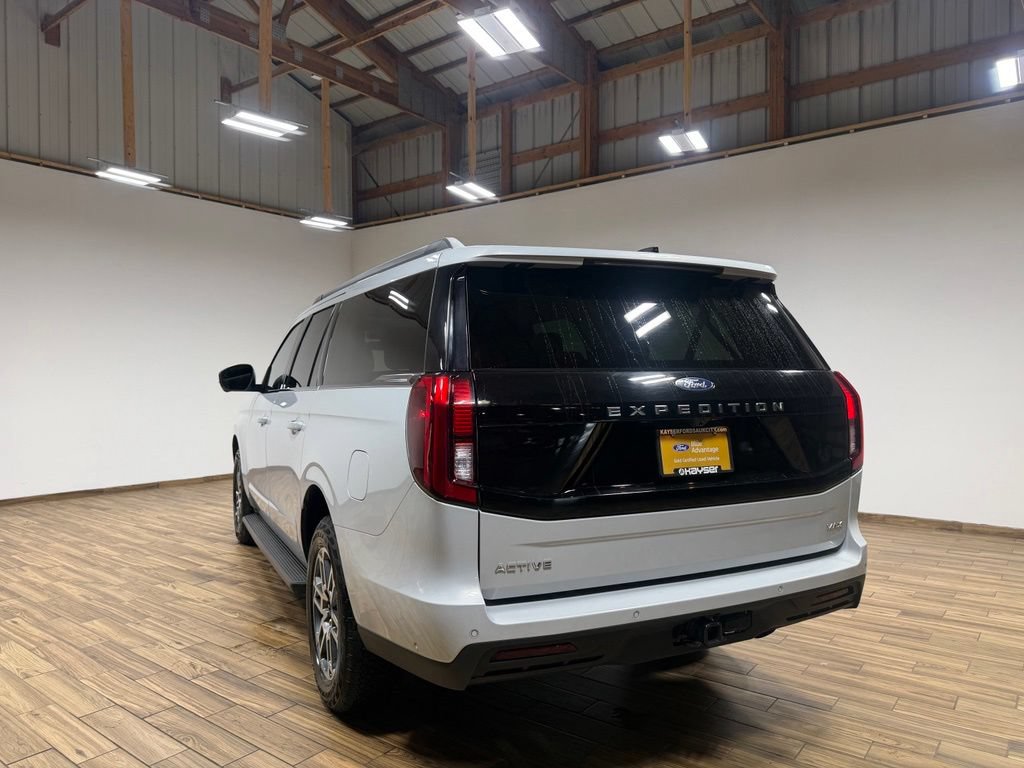 Certified 2025 Ford Expedition Max Active AWD/4WD image 10