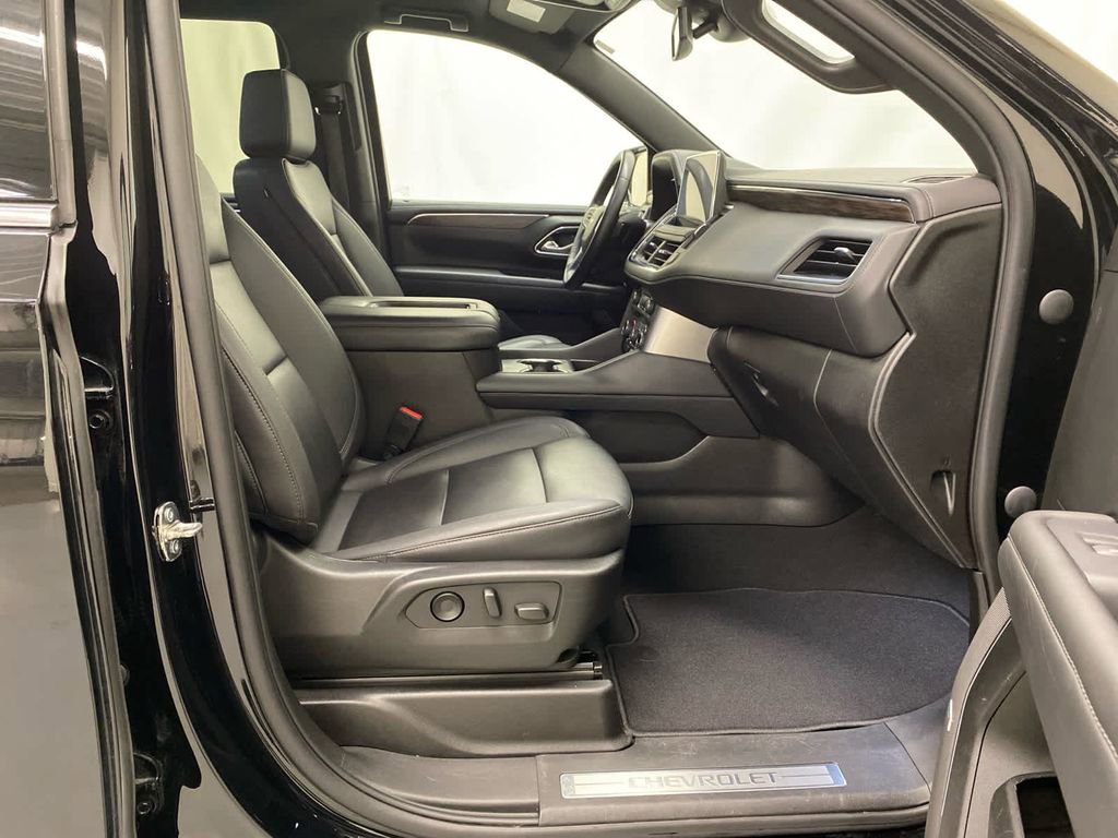 Used 2023 Chevrolet Tahoe LT image 15