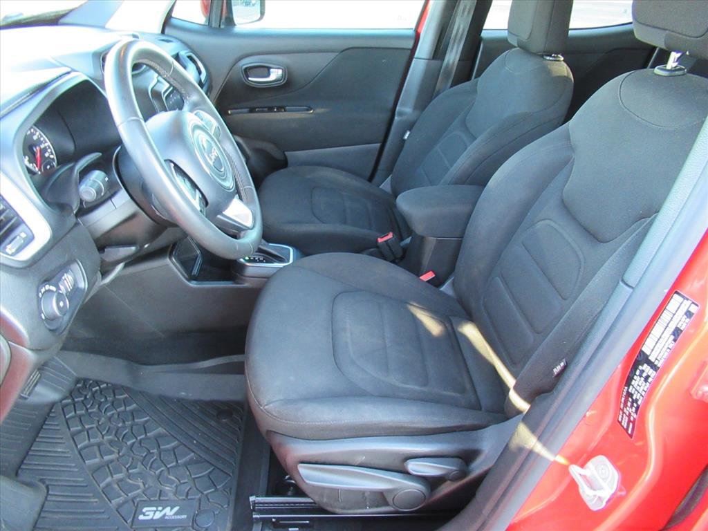 Used 2021 Jeep Renegade Latitude image 15
