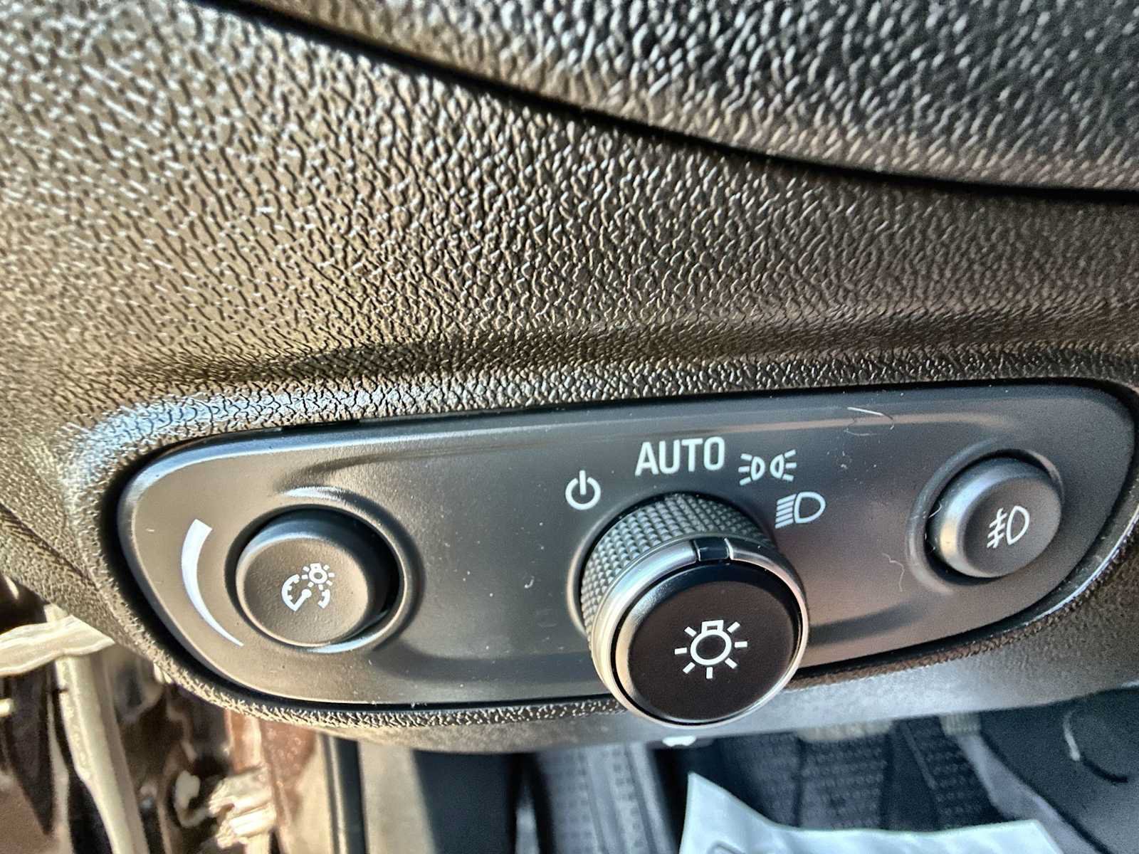 Certified 2020 Chevrolet Equinox LT FWD image 17