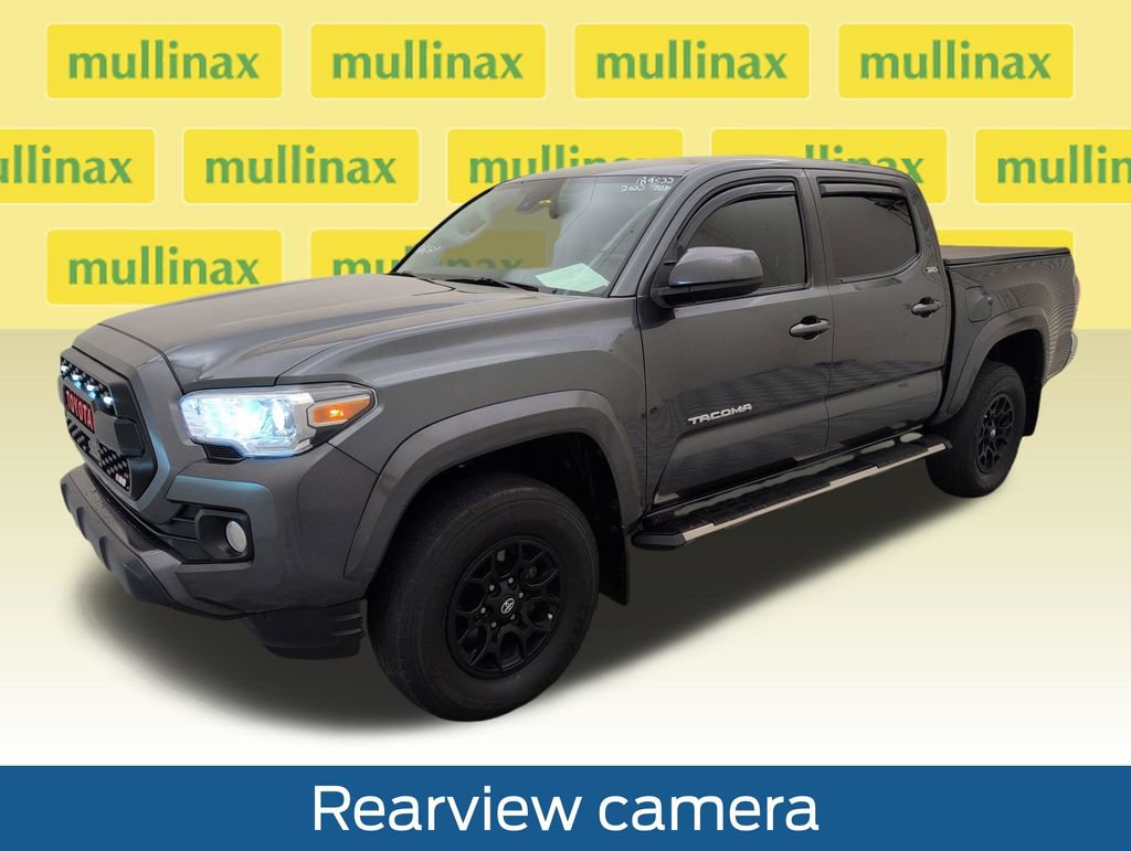 Used 2022 Toyota Tacoma SR5 RWD image 11