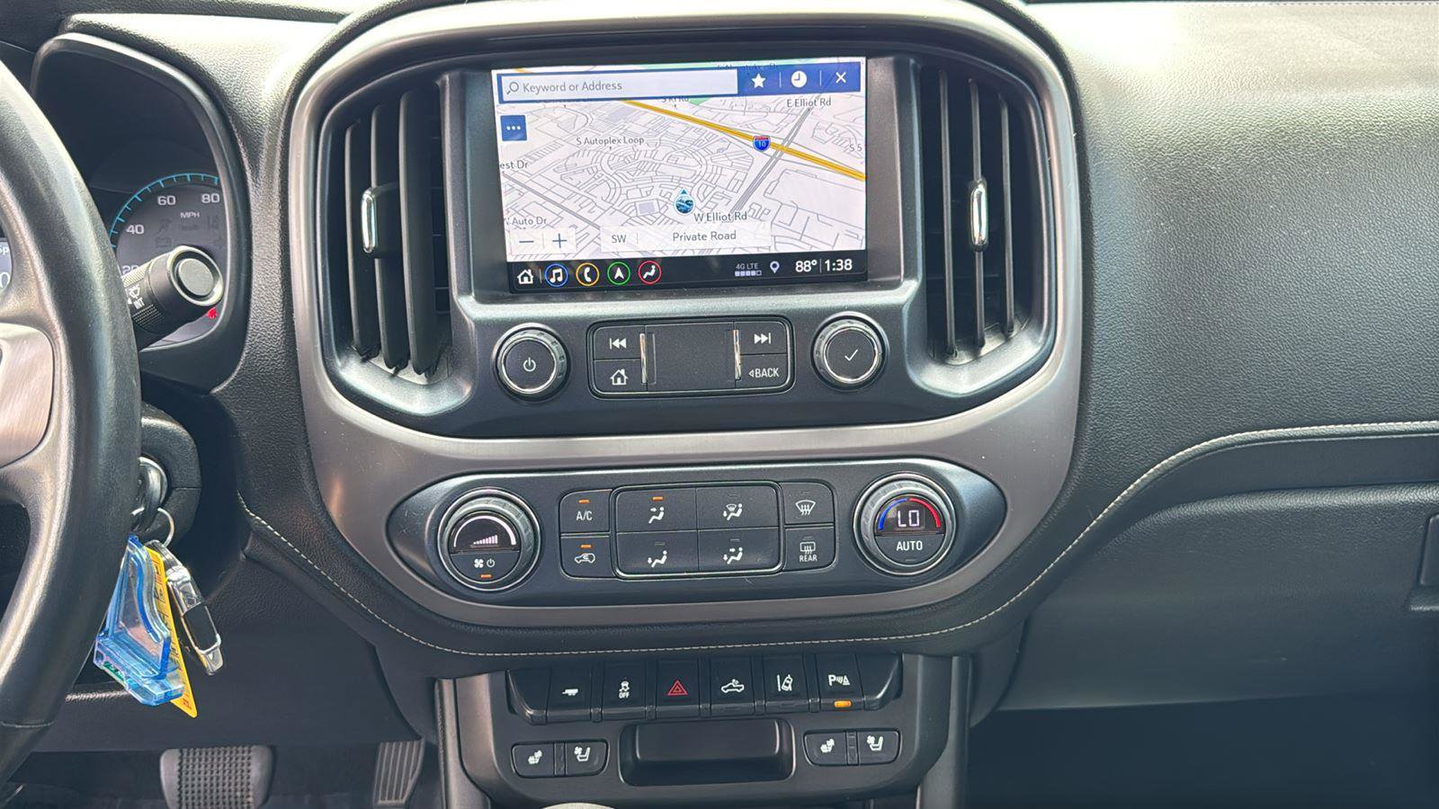 Used 2022 GMC Canyon Denali AWD/4WD image 15