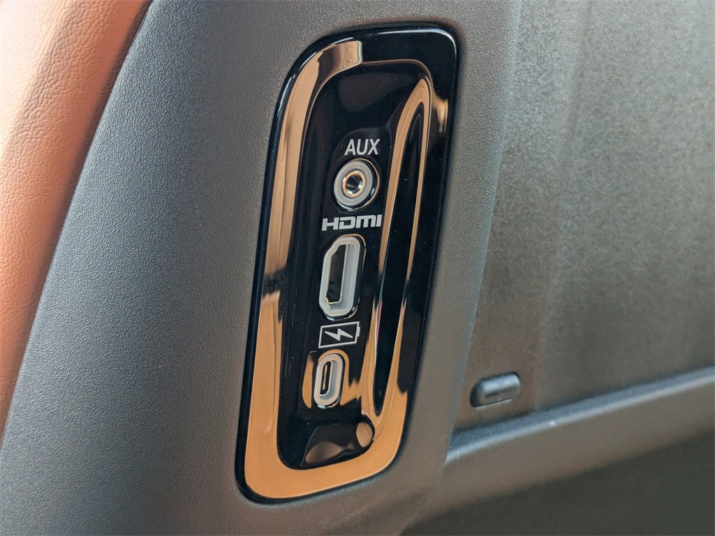 New 2026 Chrysler Pacifica Pinnacle image 19