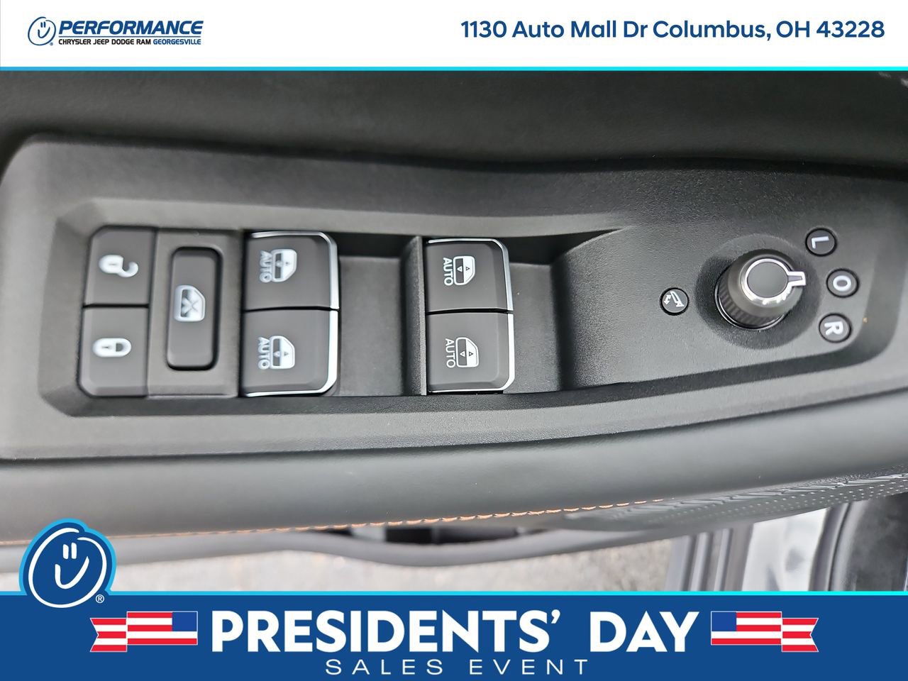 New 2025 Jeep Grand Cherokee Overland w/ Adv Protech Group III image 19