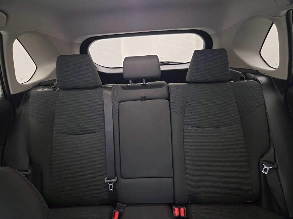 Used 2023 Toyota RAV4 LE AWD/4WD image 27