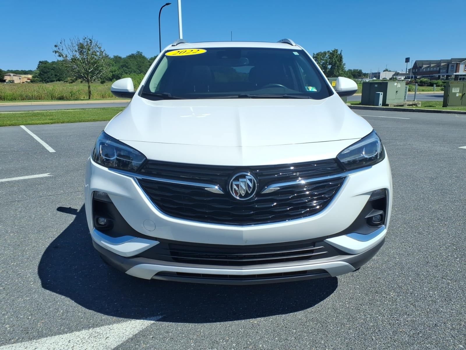 Certified 2022 Buick Encore GX Essence w/ Experience Buick Package FWD image 2