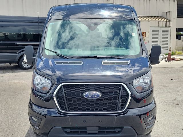 Used 2023 Ford Transit 350 XLT image 9