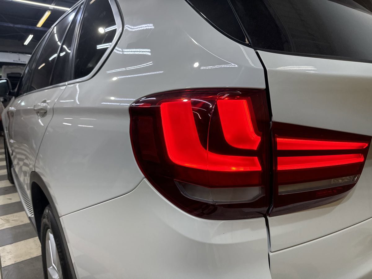 Used 2015 BMW X5 xDrive35i AWD/4WD image 9
