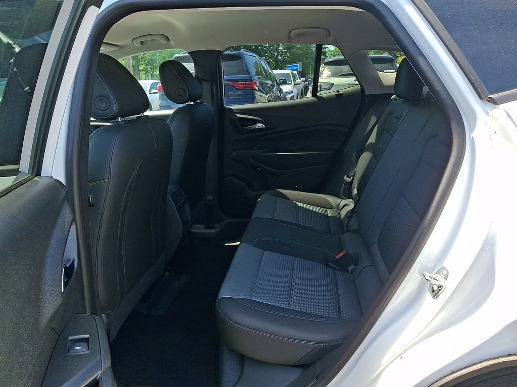 Used 2026 Chevrolet Trax LT w/ Driver Confidence Package FWD image 8