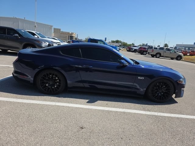 Used 2019 Ford Mustang GT RWD image 6