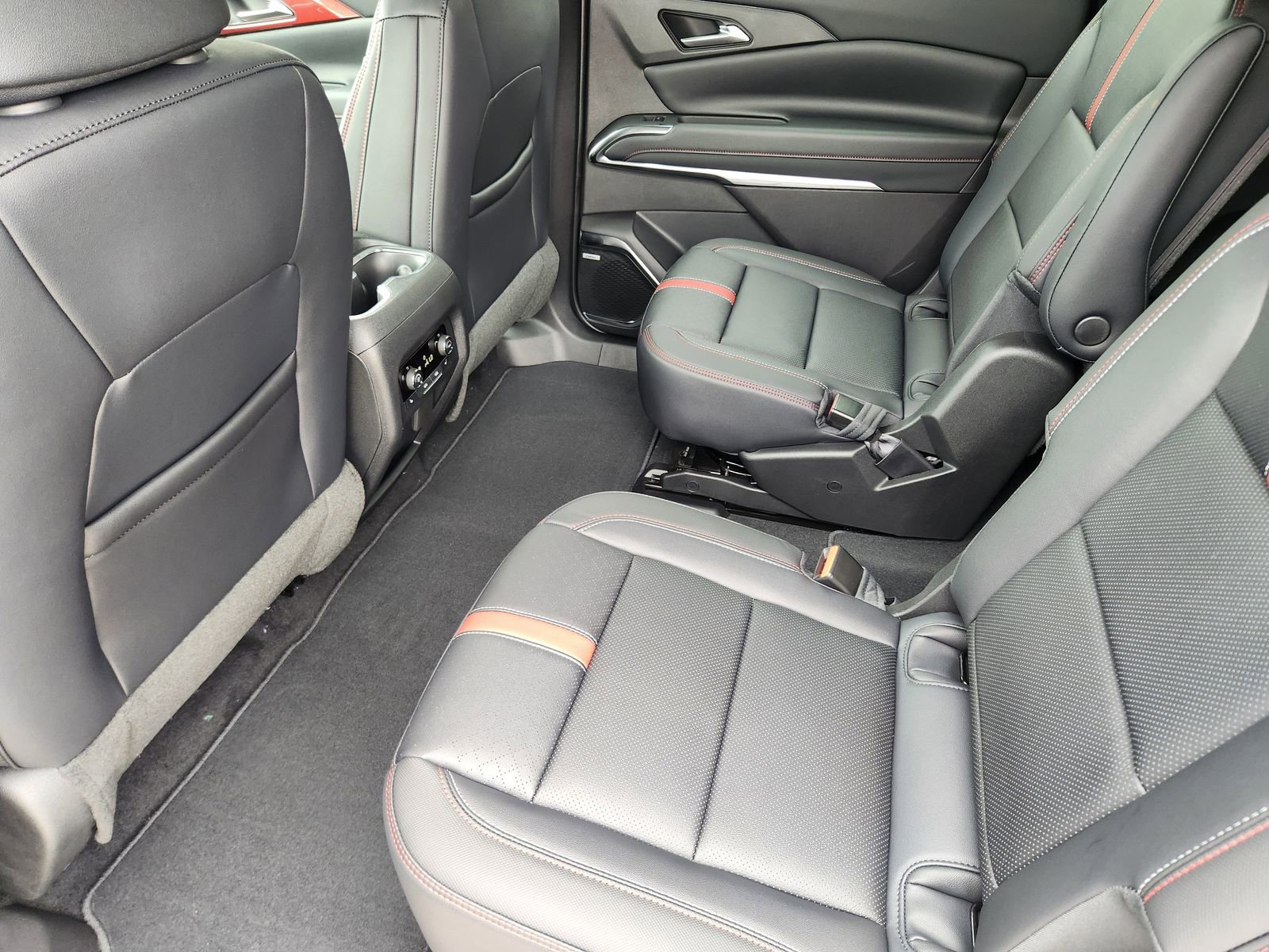 New 2026 Chevrolet Traverse RS FWD image 26