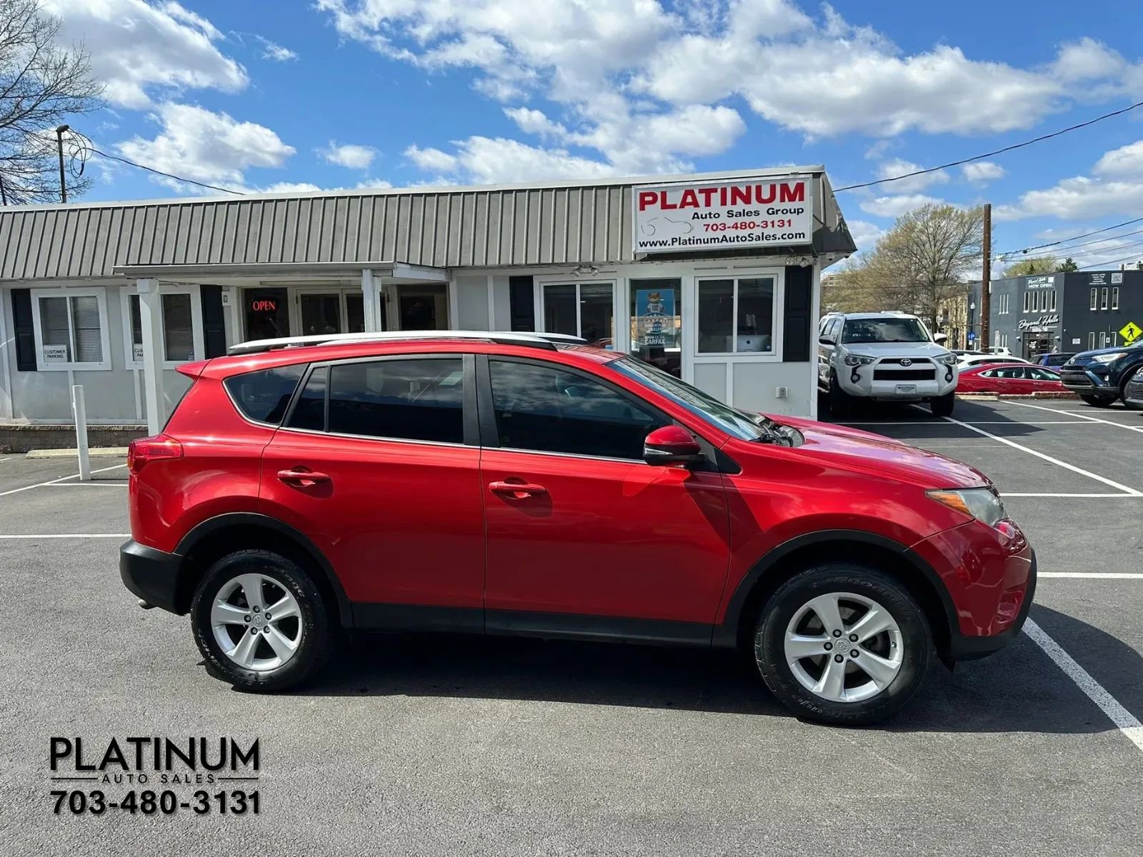 Used 2014 Toyota RAV4 XLE image 2