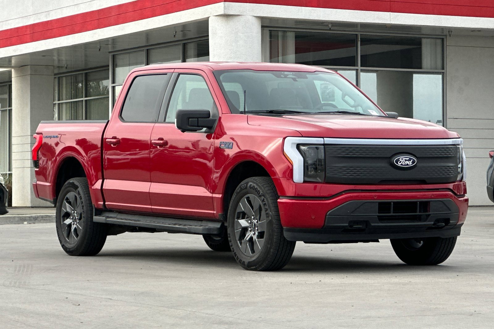 Used 2024 Ford F150 Lightning Flash image 8