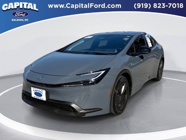 Used 2025 Toyota Prius LE