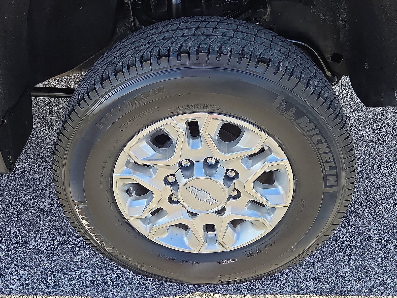 Used 2020 Chevrolet Silverado 3500 LTZ AWD/4WD image 7