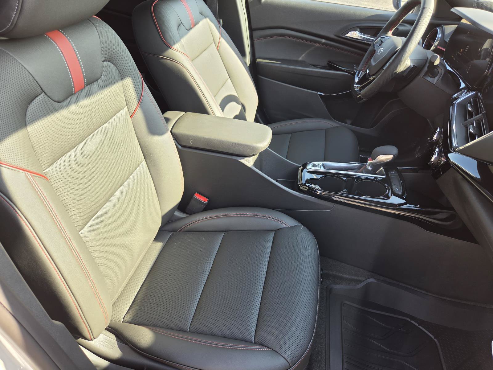 New 2026 Chevrolet Trax RS FWD image 10