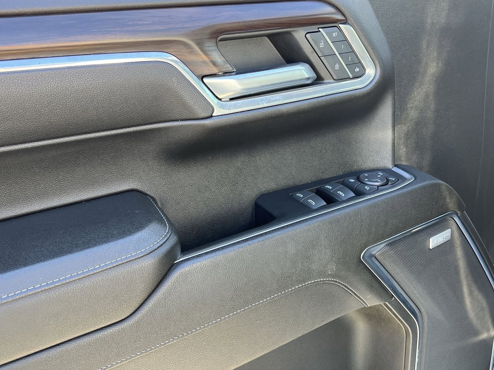 Used 2023 GMC Sierra 1500 SLT w/ SLT Premium Package image 13