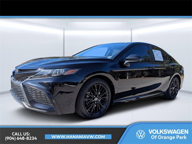 Used 2021 Toyota Camry SE w/ Carpet Mat Package (TMS)