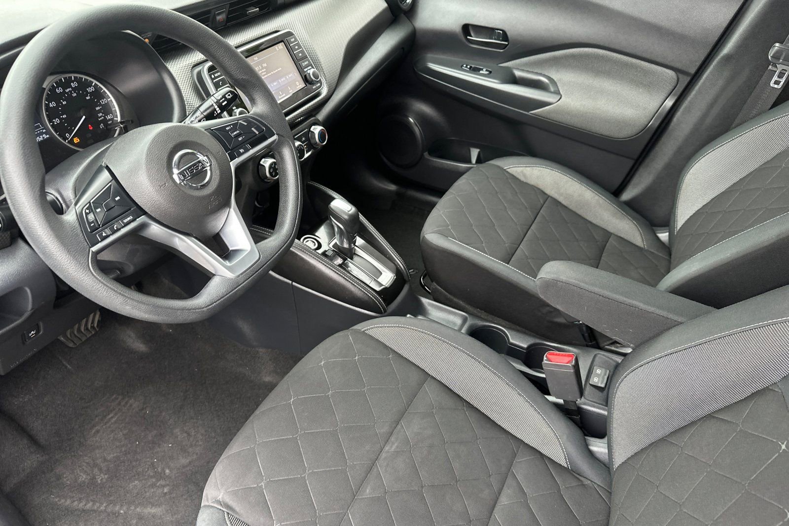 Used 2019 Nissan Kicks S FWD image 10