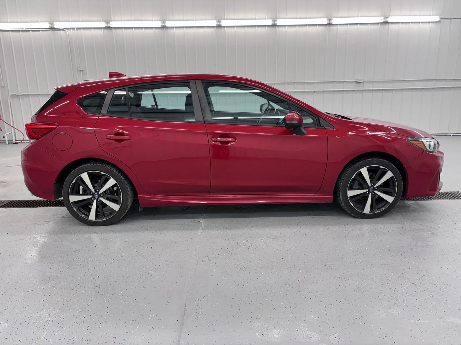Used 2019 Subaru Impreza 2.0i Sport AWD/4WD image 2