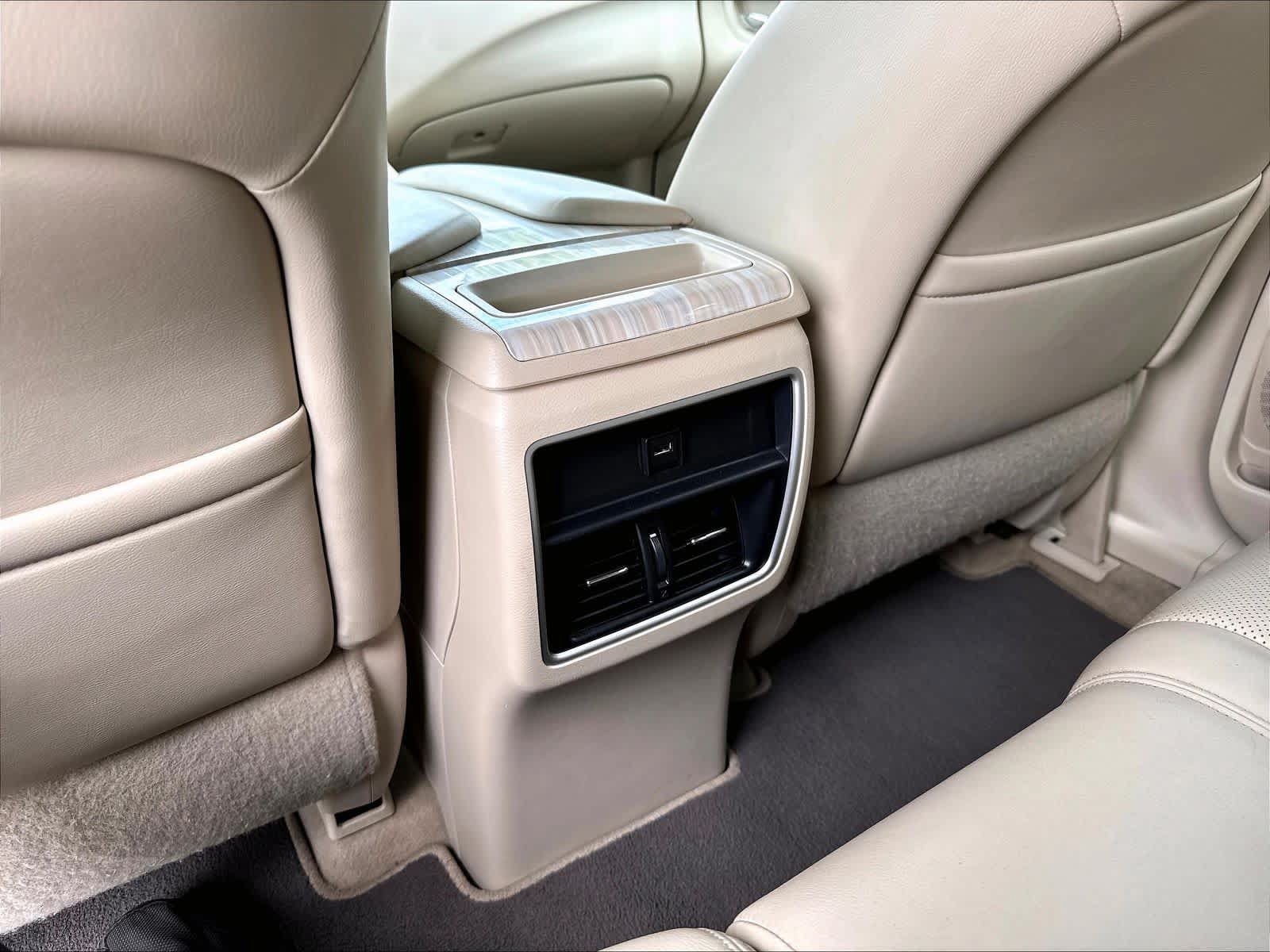 Used 2015 Nissan Murano SL FWD image 39