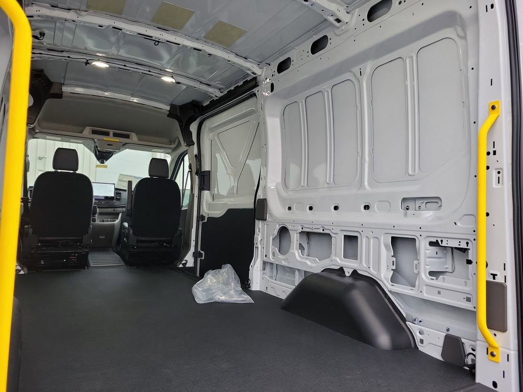 New 2026 Ford Transit 250 148 Medium Roof image 12