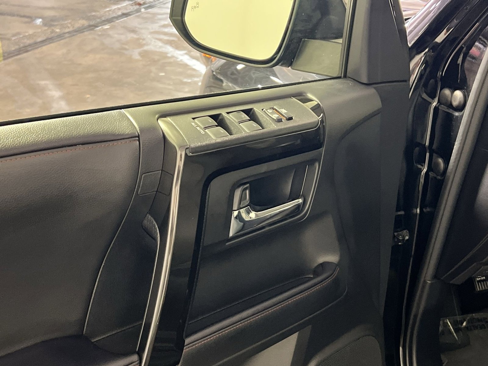 Used 2024 Toyota 4Runner TRD Off-Road image 15