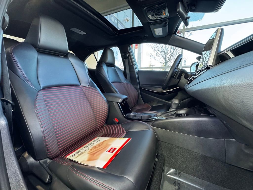 Used 2026 Toyota Corolla XSE FWD image 49