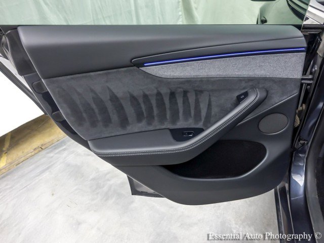 Used 2026 Tesla Model Y AWD image 37