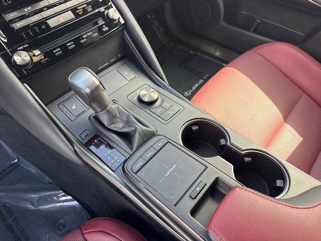 Used 2025 Lexus IS 350 F Sport RWD image 21