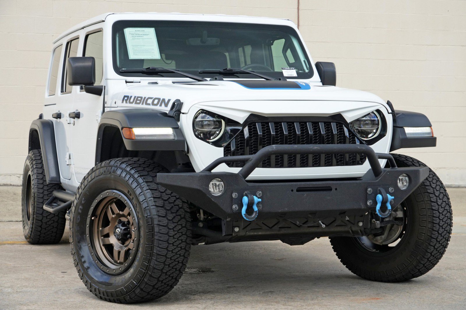 Used 2022 Jeep Wrangler Unlimited Rubicon 4xe w/ Cold Weather Group AWD/4WD image 2