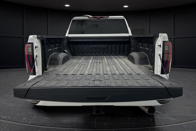 Used 2024 GMC Sierra 3500 AT4 w/ AT4 Premium Plus Package image 15