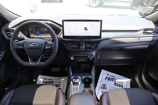 Certified 2023 Ford Escape ST-Line w/ Tech Pack #1 FWD image 33
