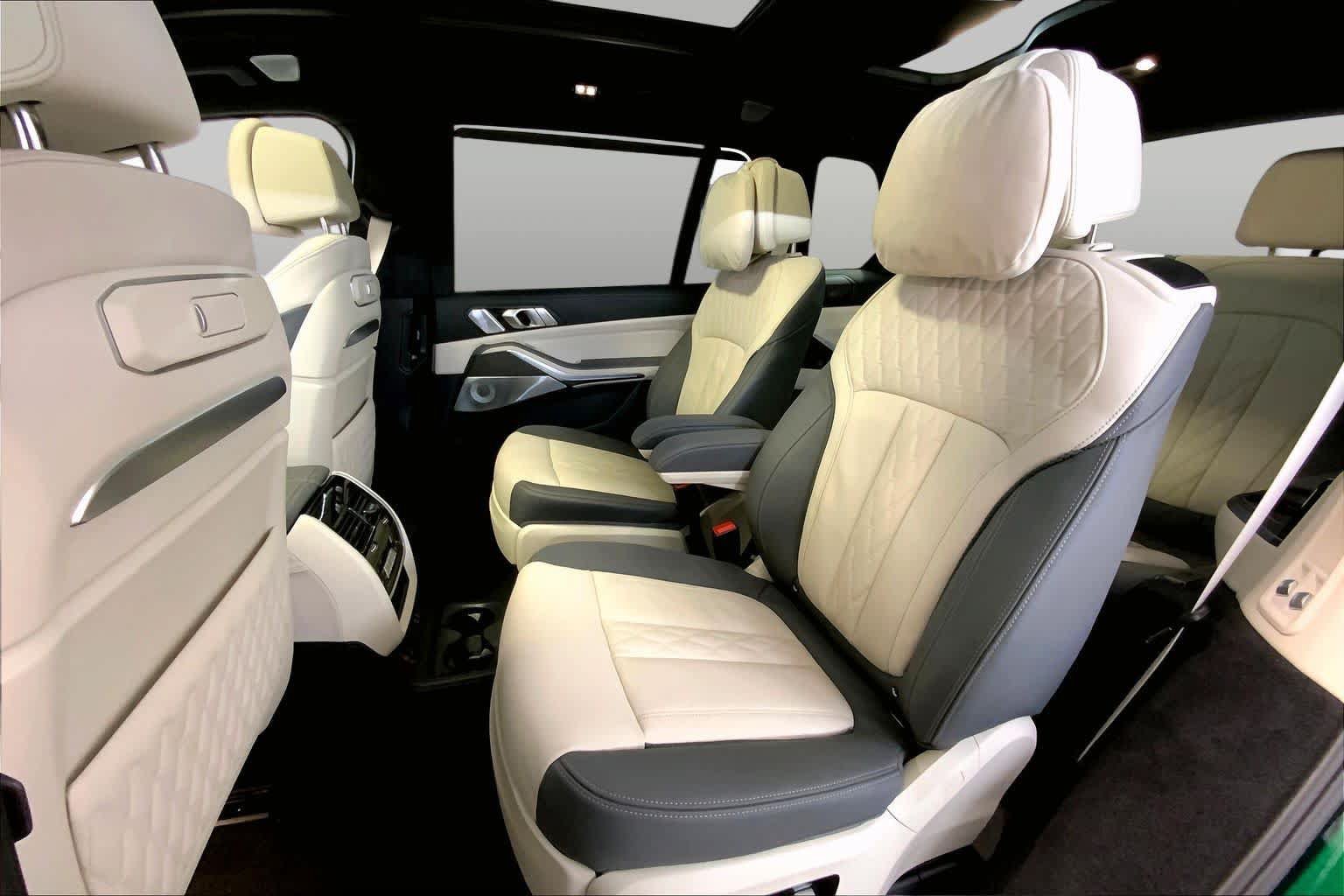 Used 2025 BMW ALPINA XB7 AWD/4WD image 20