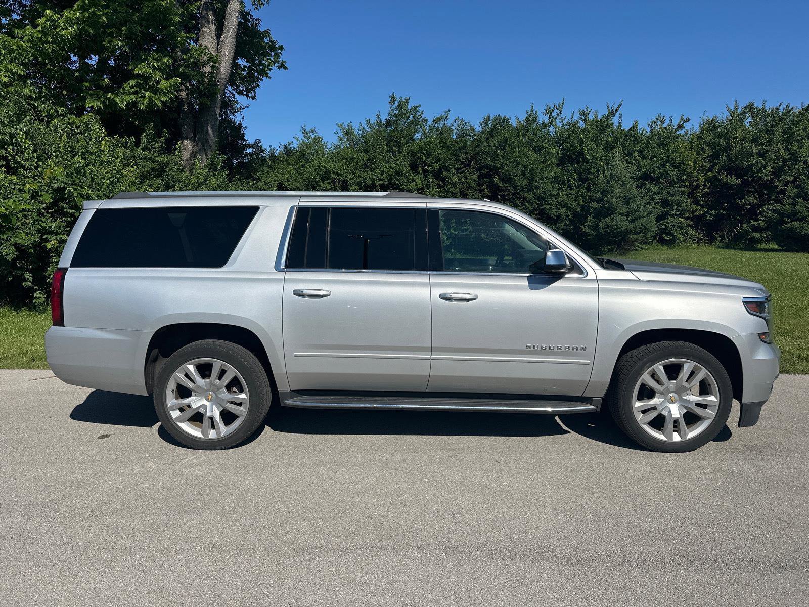 Used 2017 Chevrolet Suburban Premier AWD/4WD image 6