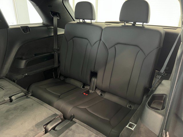 Used 2021 Audi Q7 3.0T Premium Plus AWD/4WD image 37