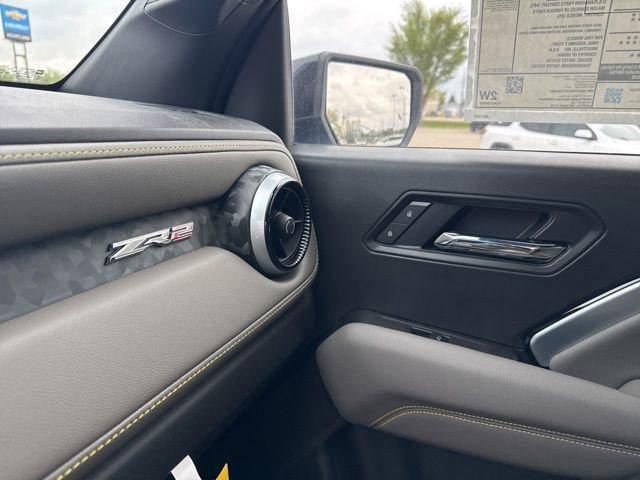 New 2026 Chevrolet Colorado ZR2 w/ Technology Package AWD/4WD image 21