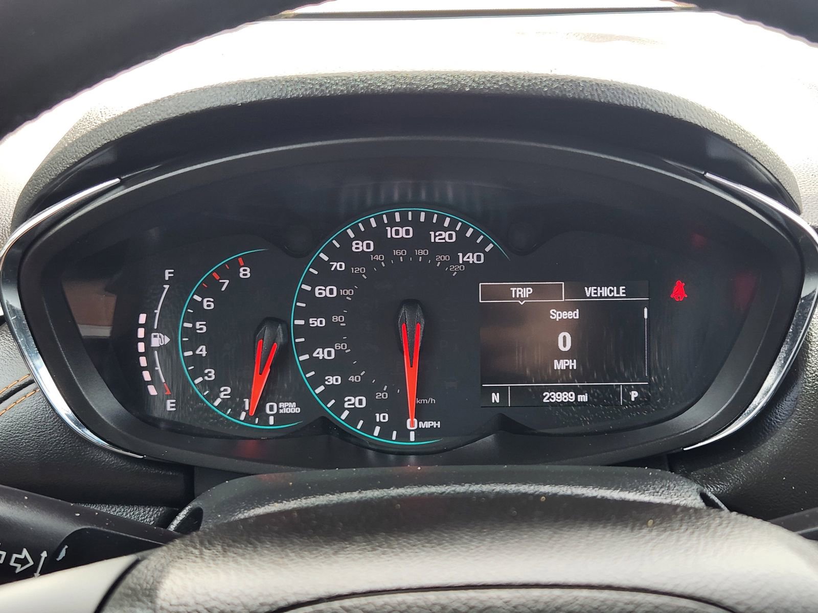 Used 2021 Chevrolet Trax LT w/ LT Convenience Package FWD image 17
