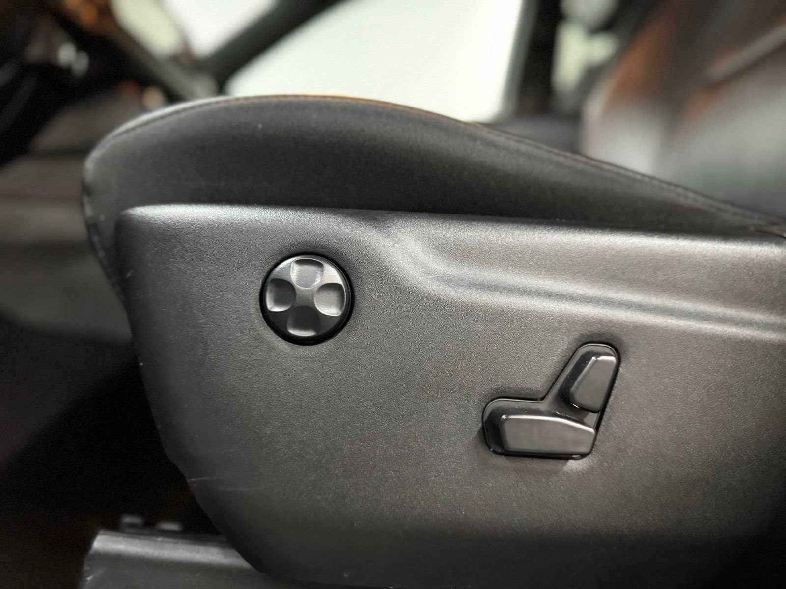 Used 2024 Dodge Durango R/T AWD/4WD image 28