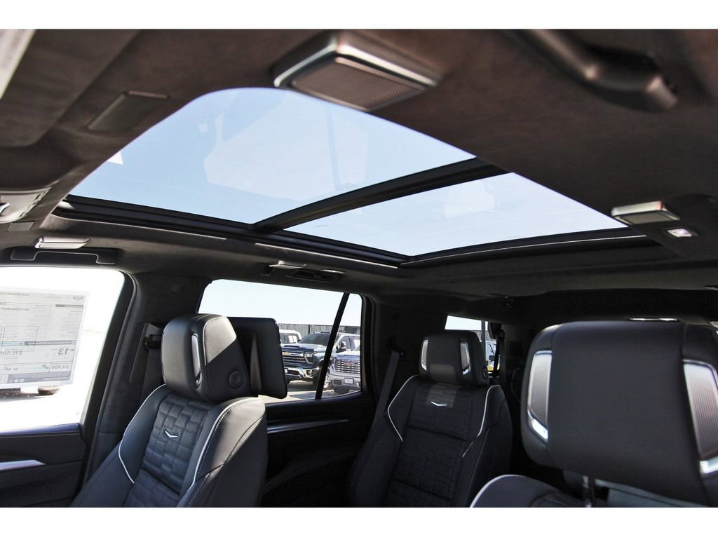 New 2026 Cadillac Escalade V image 24