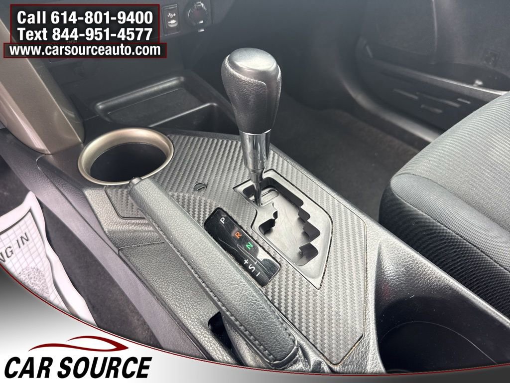 Used 2015 Toyota RAV4 LE image 10
