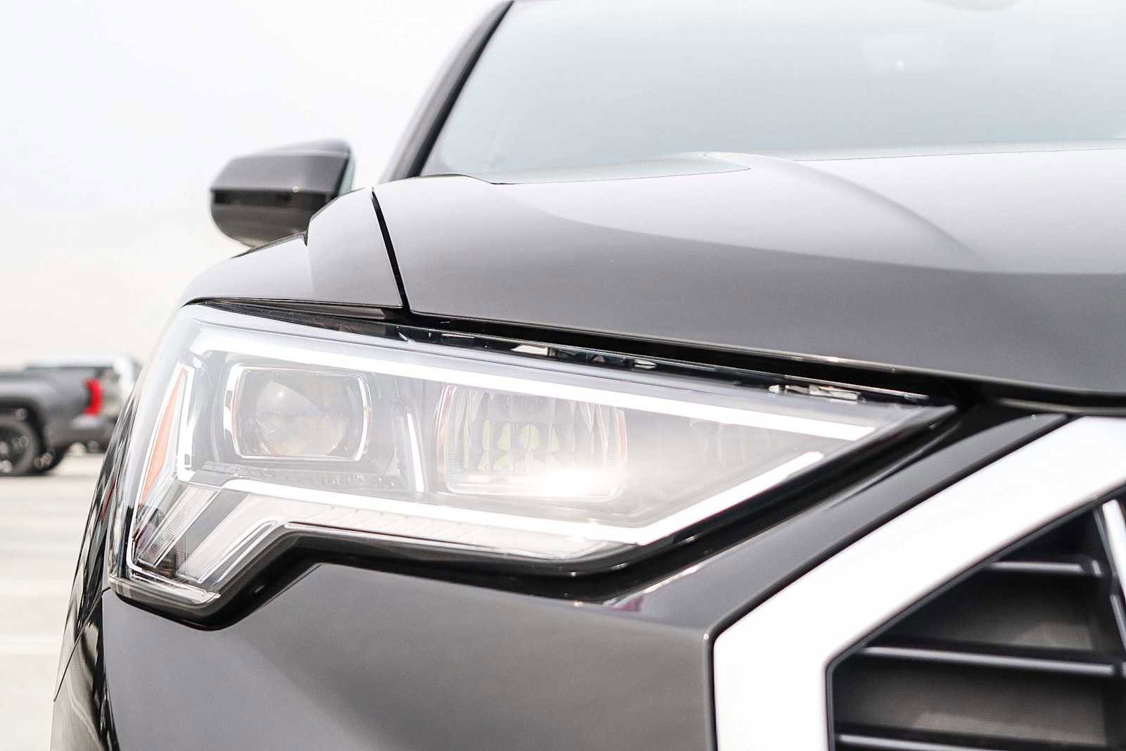 Used 2025 Audi Q3 2.0T Premium Plus w/ Premium Plus Package image 9