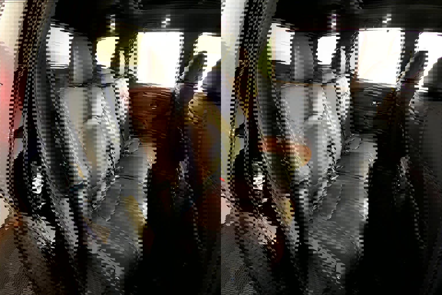 Used 2025 Honda Pilot Black Edition image 23