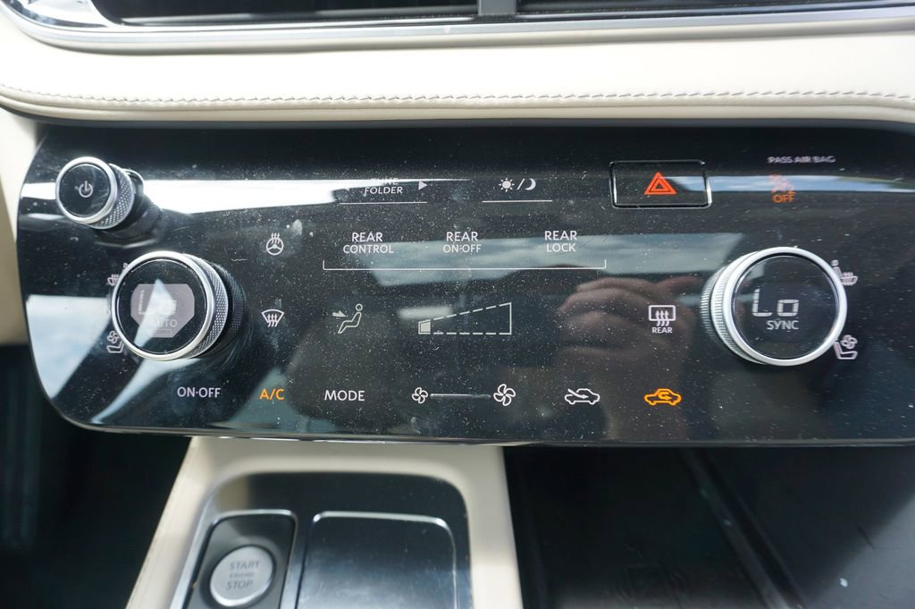 Used 2023 INFINITI QX60 Luxe w/ Performance Audio Package image 12