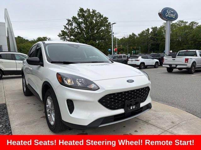 Certified 2022 Ford Escape SE w/ Cold Weather Package AWD/4WD image 1